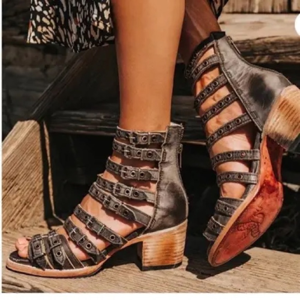 Freebird Cassandra size 6